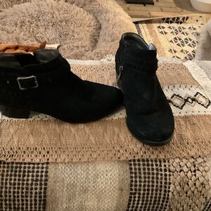 Life Stride Black Ankle Boots